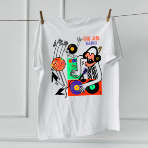 Maglietta Personalizzata Illustrata "Radio on air"